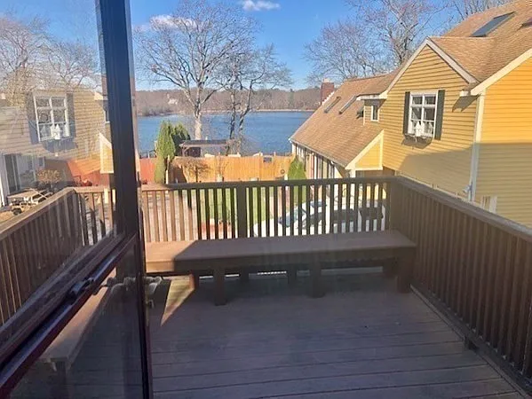 127 Pond St #2