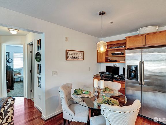 5th image of 13422 97th Avenue E #302