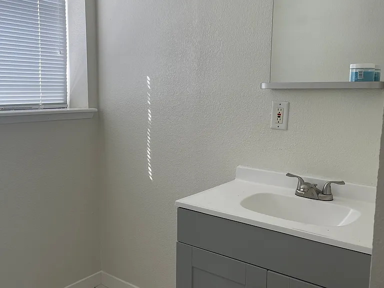 1163 Puget Dr SE — Photo 17
