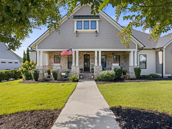 201 Braxton Meadow Dr, Simpsonville, SC 29681