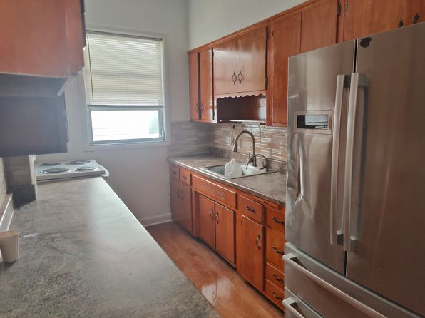 169 Lake St FLOOR 1