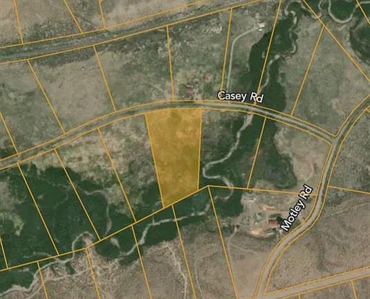 2nd image of 2940 Casey Rd