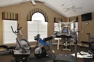 5th image of 5634 Orchard Villas Cir