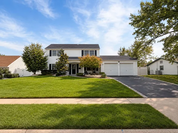 23 Beacon Lane, Matawan, NJ 07747