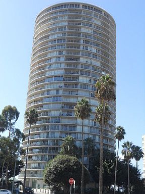 4th image of 700 E Ocean Blvd Unit 2507