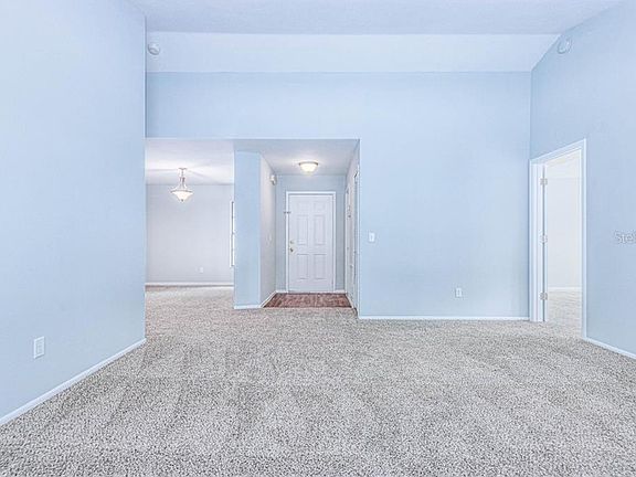 5th image of 2900 Blackburn Ave