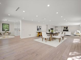 11515 Thurston Cir, Los Angeles, CA 90049