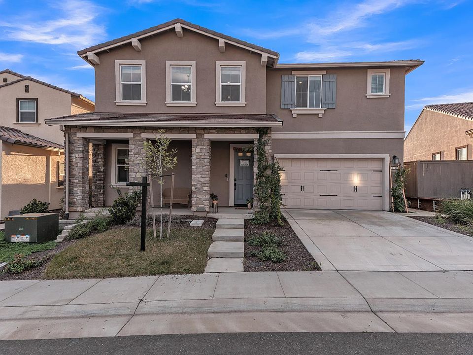 1st image of 3281 Garden Terrace Dr