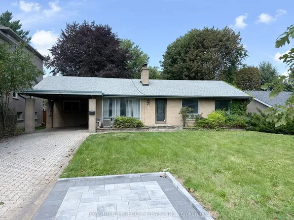 40 Rippleton Rd, Toronto, ON M3B 1H6
