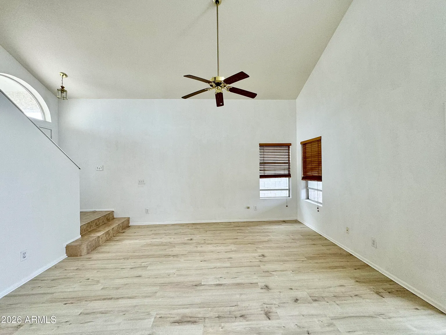 3 bed, 2.5 bath, 1494 sqft, $2,200 — Photo 4