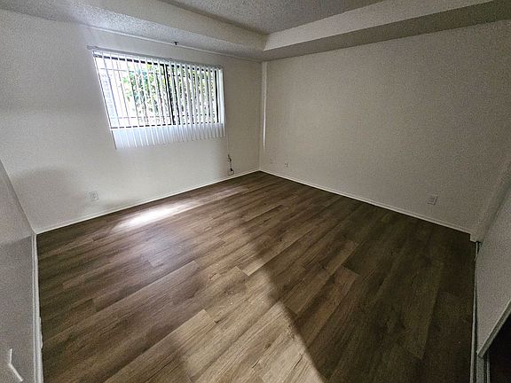4th image of 519 S Gramercy Pl APT 101