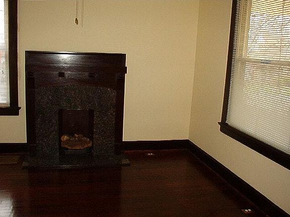 2nd image of 2844 Montana Ave #1