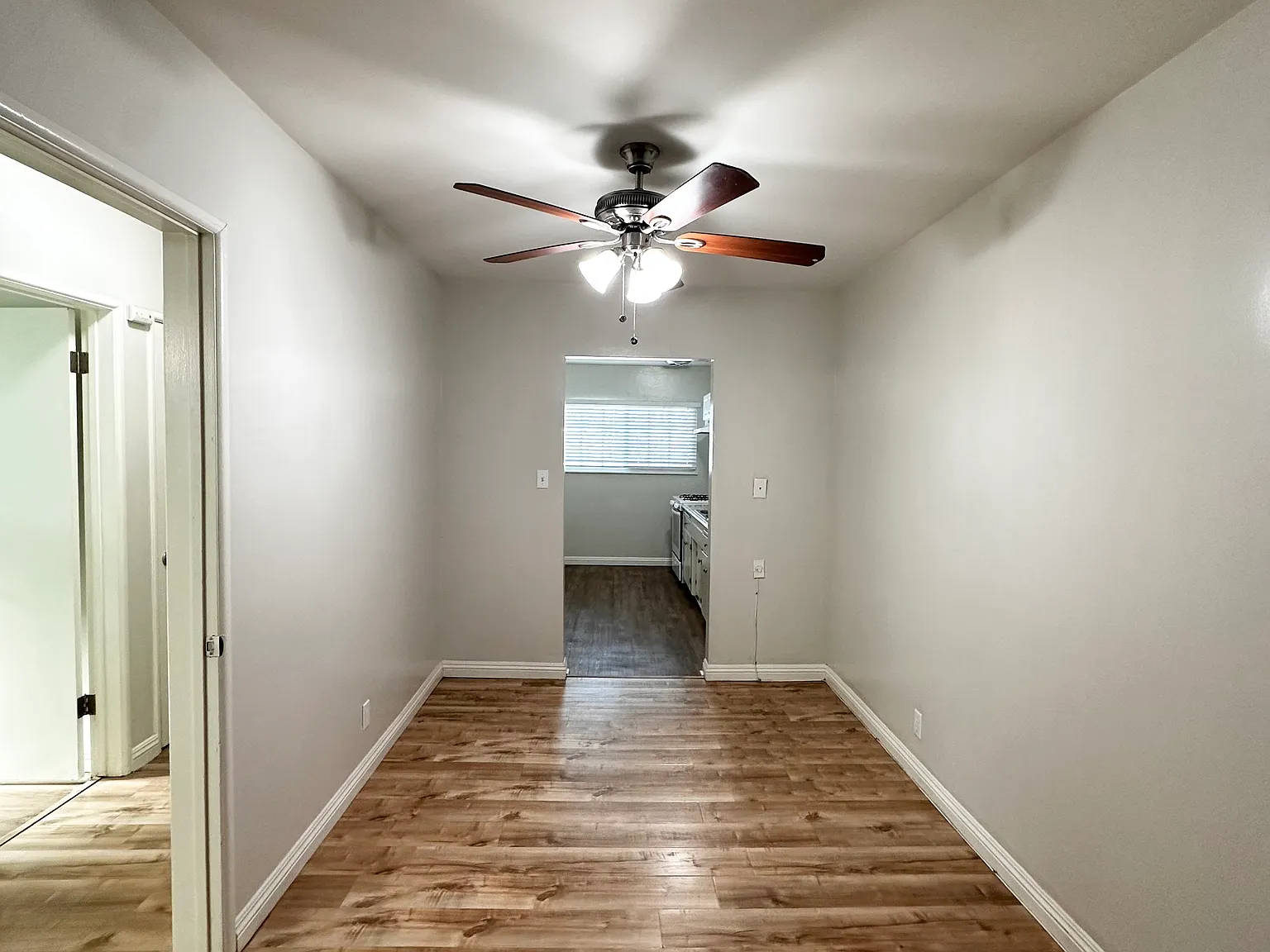 3 bed, 1.5 bath, $3,100 — Photo 3