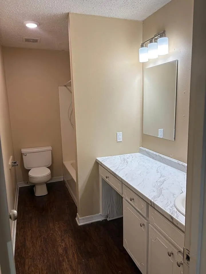 1812 Meadowgreen Dr - 1812 A — Photo 4