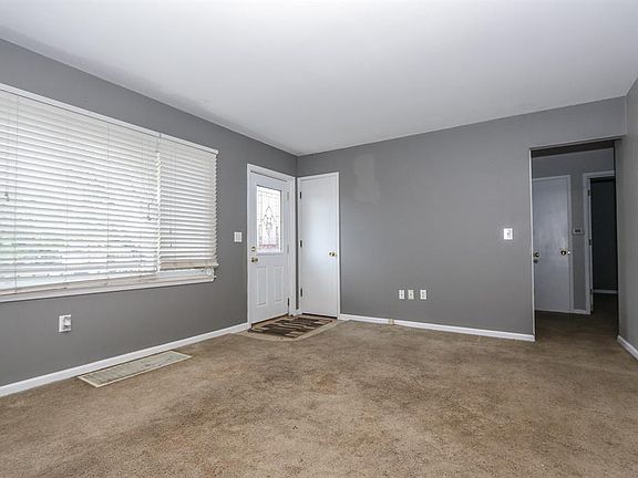 4th image of 11146 Sharon Meadows Dr