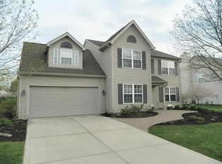1217 Thornmeadow Cir, Greenwood, IN 46143