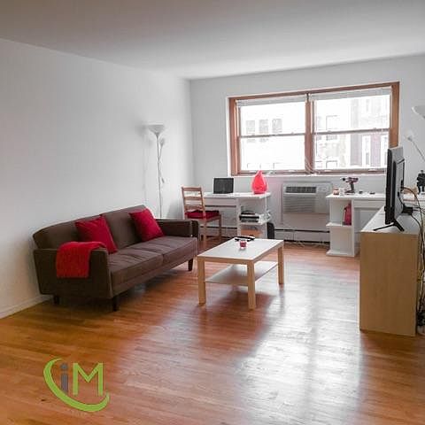 1st image of 1025 W Hollywood Ave APT 0319