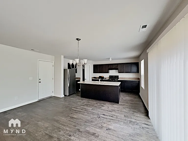126 Forest Bend Way — Photo 5