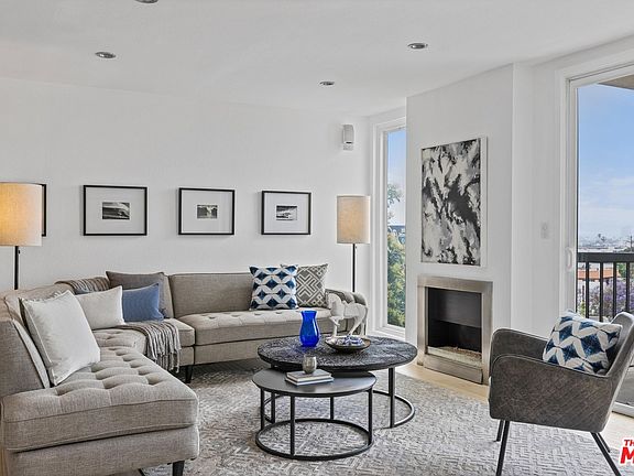 2nd image of 8535 W West Knoll Dr APT 321