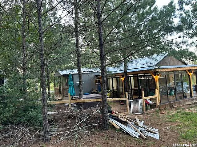 259 N Pinehill Dr — Photo 4