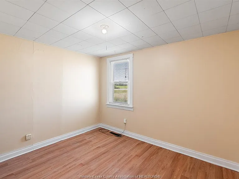 9700 Walker Rd — Photo 20
