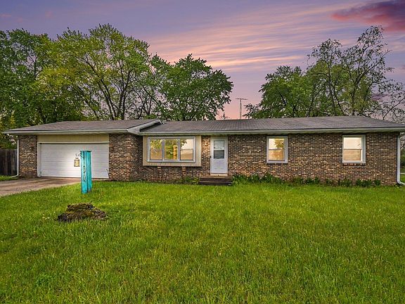 2nd image of 58587 Concordia Ct