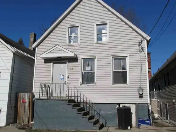 945 3rd St, Rensselaer, NY 12144