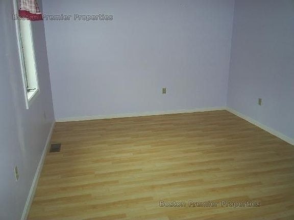 4th image of 1803 Hollow Tree Ct