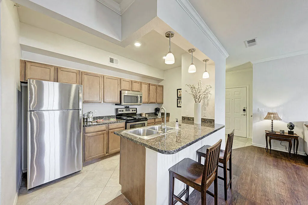 Riverhorse Ranch Apartments II — Photo 2