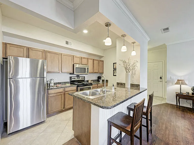 Riverhorse Ranch Apartments II — Photo 2