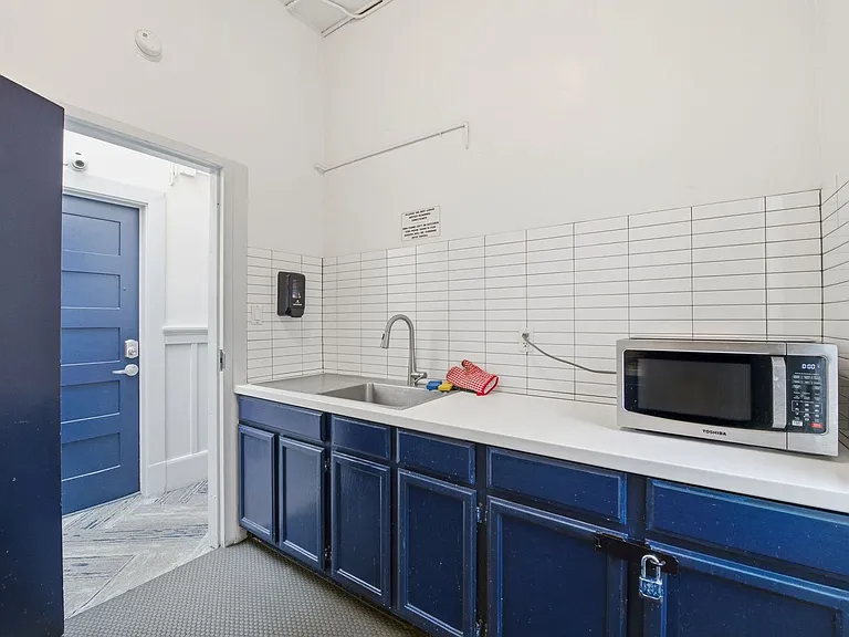 706 Kearny St #127 — Photo 19
