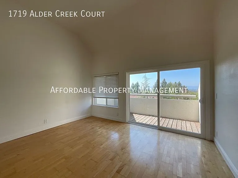 1719 Alder Creek Ct — Photo 10