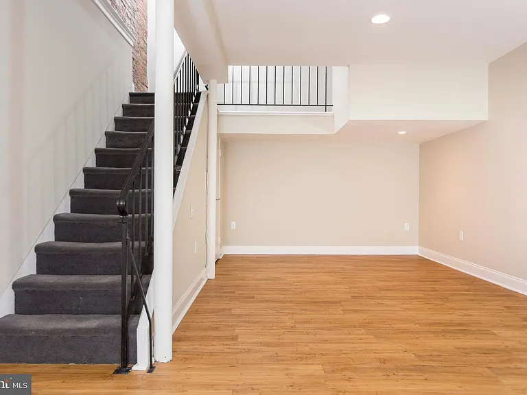 2031-5 South St #121 — Photo 22