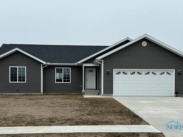 704 Winter Ct, Carey, OH 43316