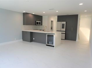 2049 SE 6th St APT E, Deerfield Beach, FL 33441