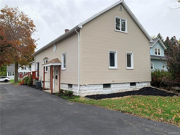 2nd image of 47 Highland Ave