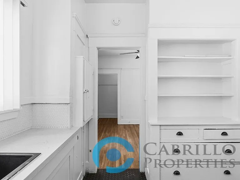 Casa Blanca Apartments — Photo 30