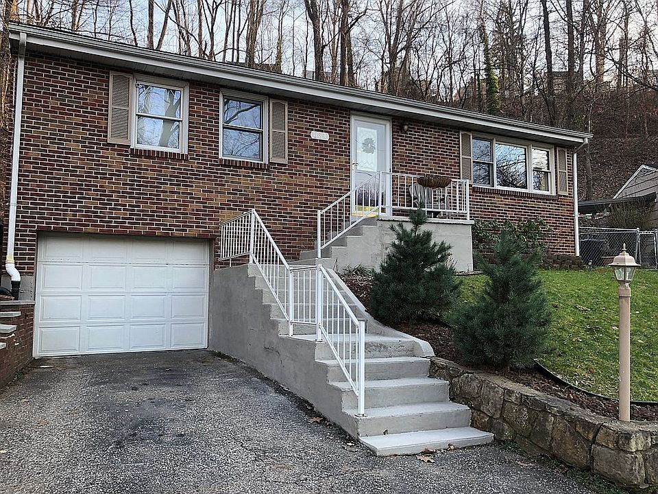 1st image of 631 Gordon Dr