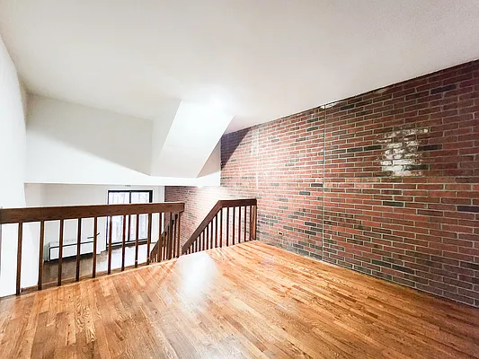 Rented by Avenues Real Estate | media 13