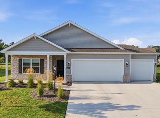 619 Revamp Ct, Huntertown, IN 46748