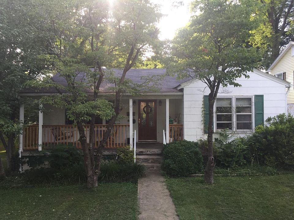 1st image of 2335 Birch Ave