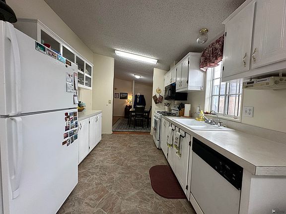 5th image of 13163 E 53rd Dr