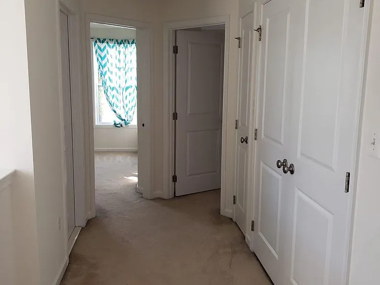 23409 Berkeley Meadows Dr — Photo 33