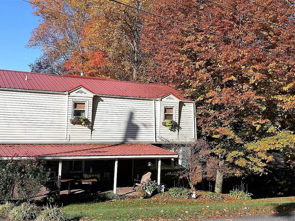 1st image of 23148 Hamlet Ln