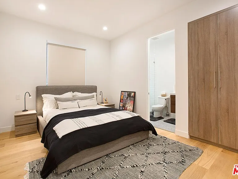 418 N Stanley Ave #420 — Photo 27