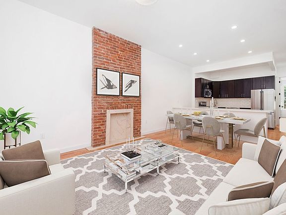 4th image of 466 Bradford St
