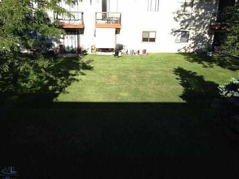 3rd image of 27663 Harrison Woods Ln