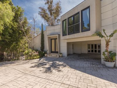 1465 Donhill Dr, Beverly Hills, CA, 90210