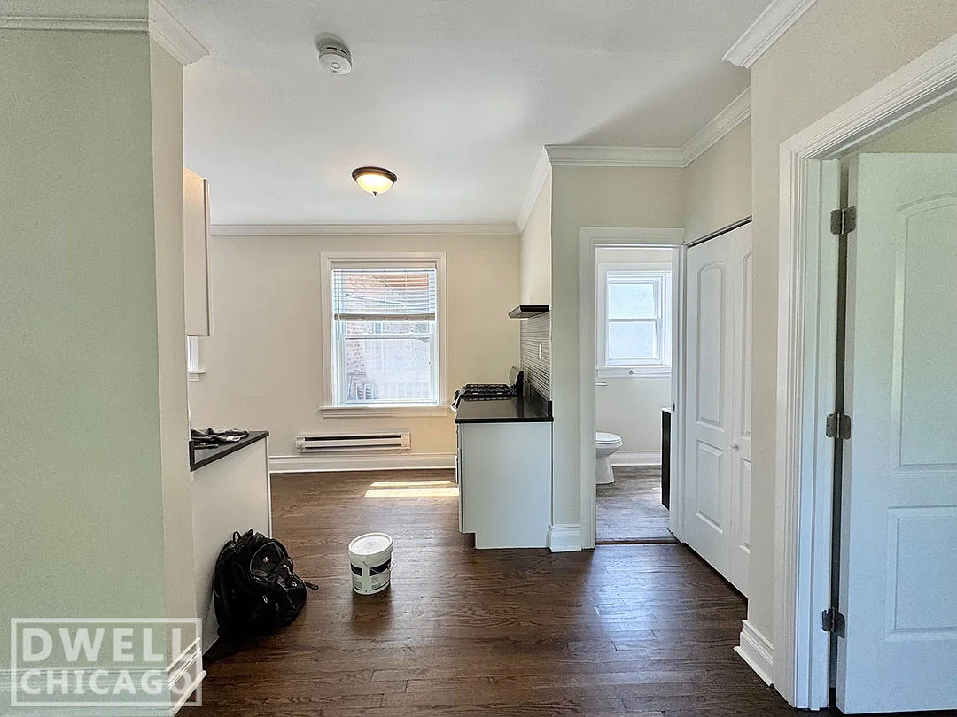 1 bed, 675 sqft, $2,345 — Photo 2