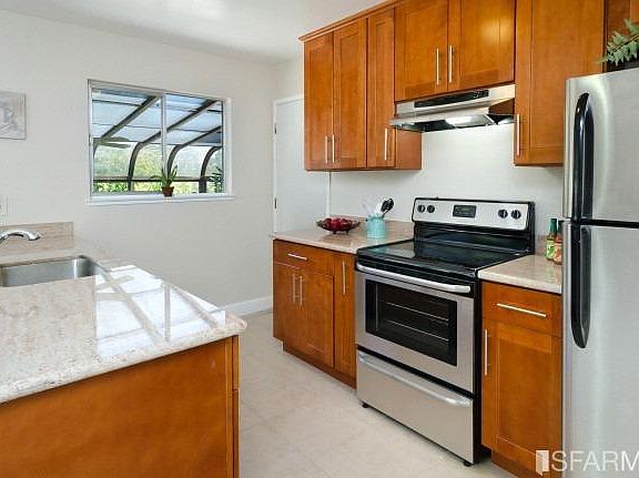 5th image of 3800 Fleetwood Dr